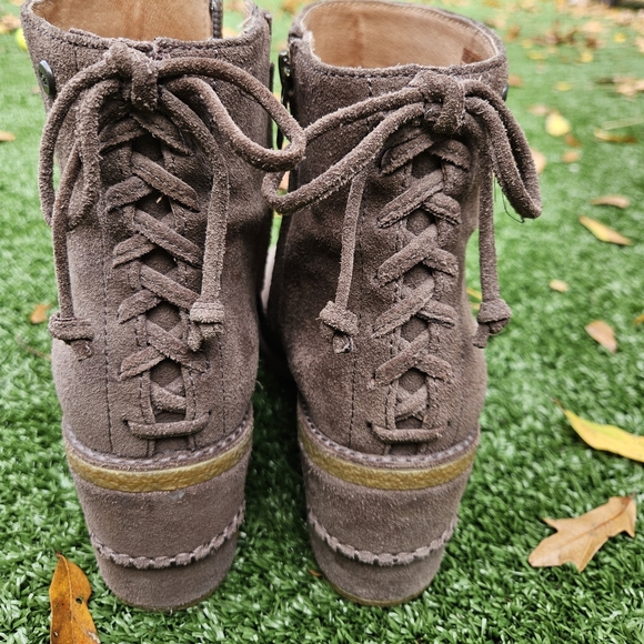 UGG Suede leather boots Corinne Sz.10 - Picture 7 of 9